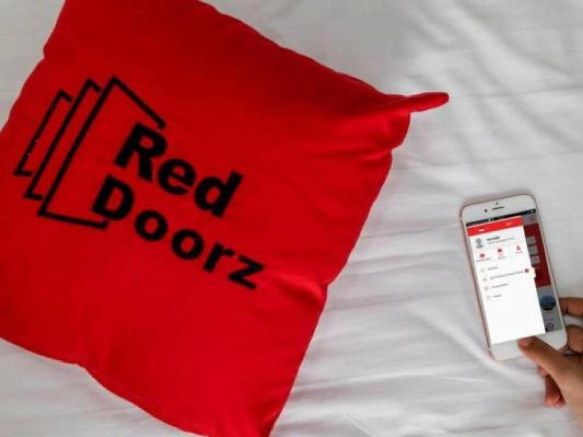 Reddoorz Plus @ Taman Siswa 3 Yogyakarta Exterior photo